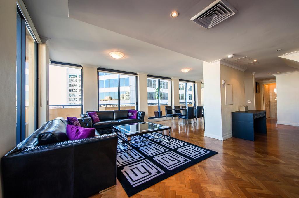 Seasons Harbour Plaza Aparthotel Sydney Bagian luar foto